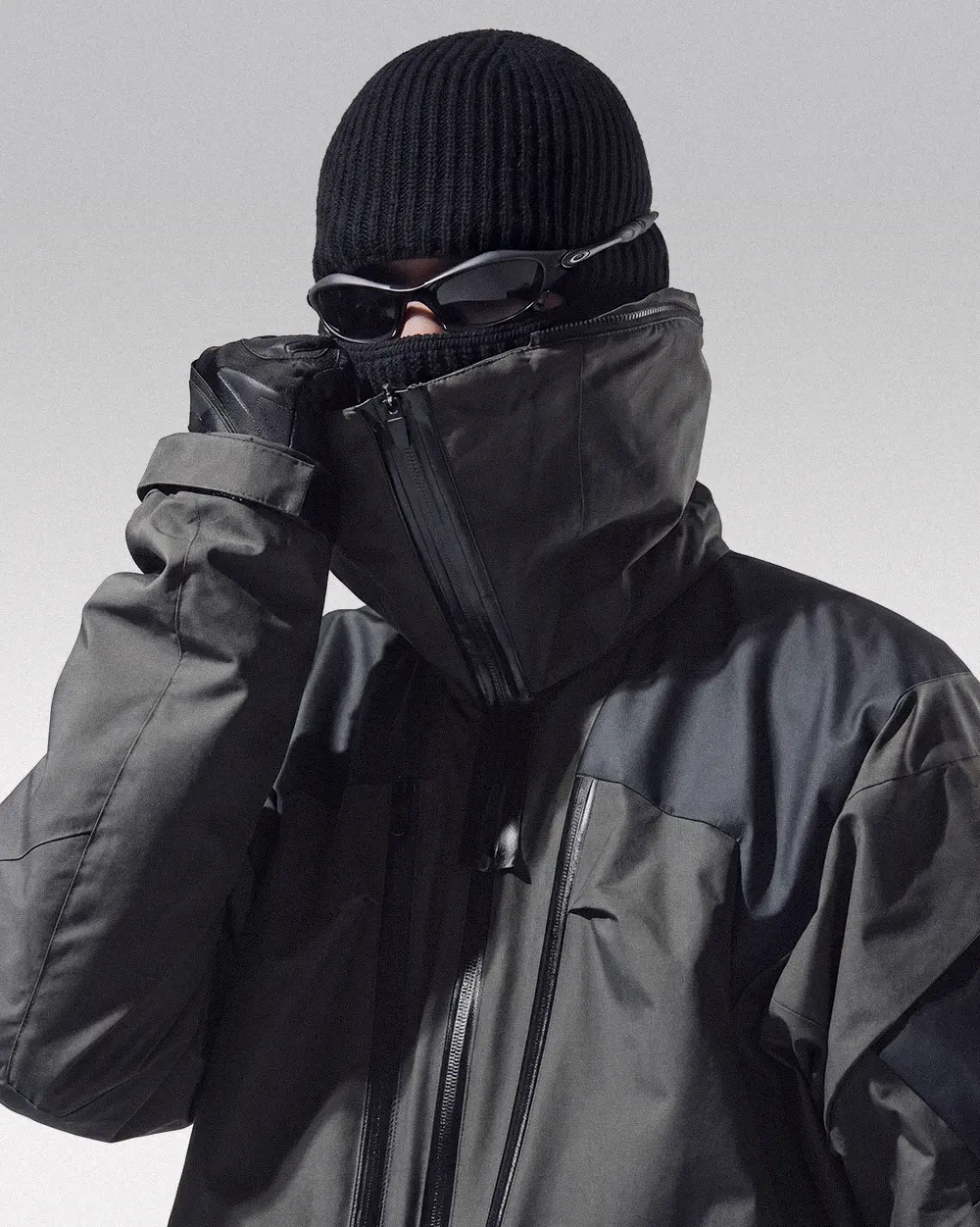 3-in-1 Hard Shell Techwear Jacket "Fortress" - Image 3