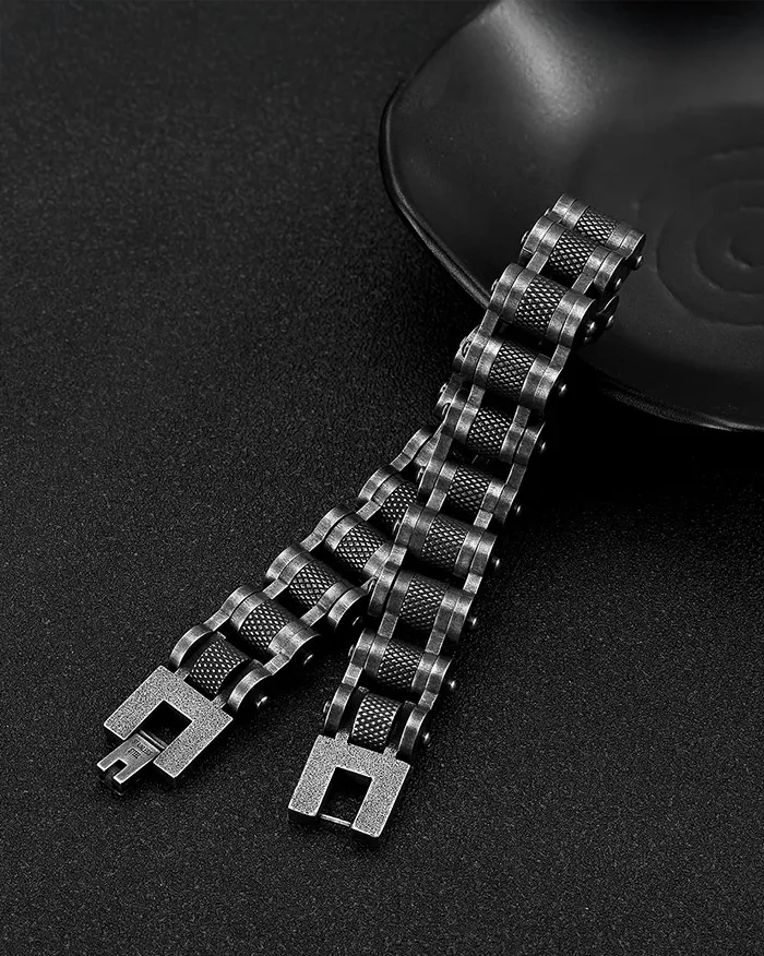 Biker Chain Bracelet "Vorn" - Image 5