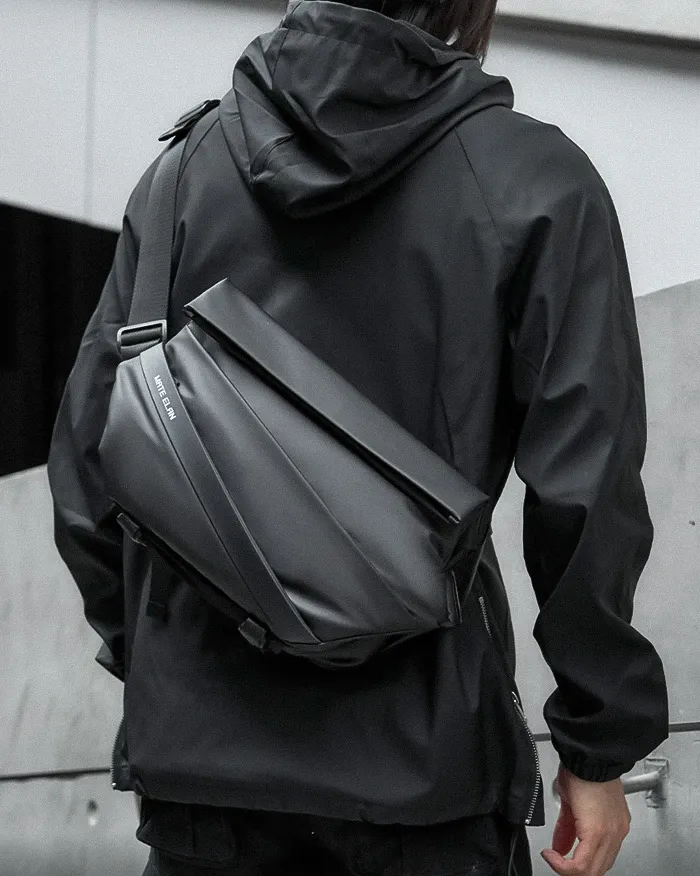 Black crossbody bag "Uki" - Image 5