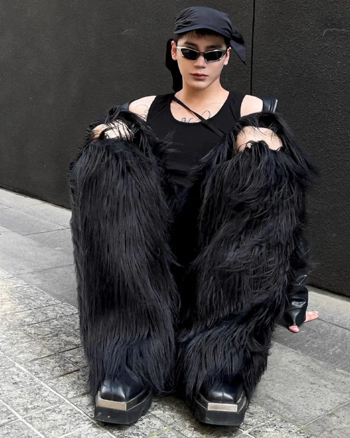 Faux Fur Pants "Zorron" - Image 11