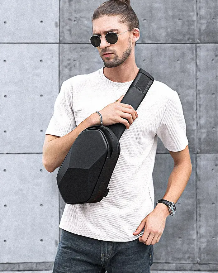 Hard shell crossbody bag "Kyoto" - Image 3