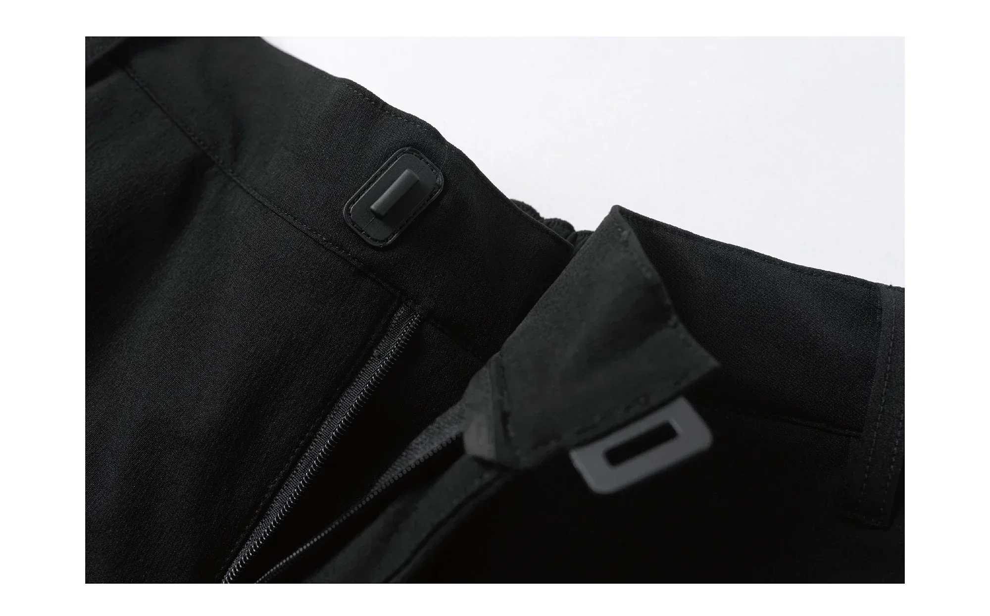 "Koma" Techwear cargo pants - Image 12
