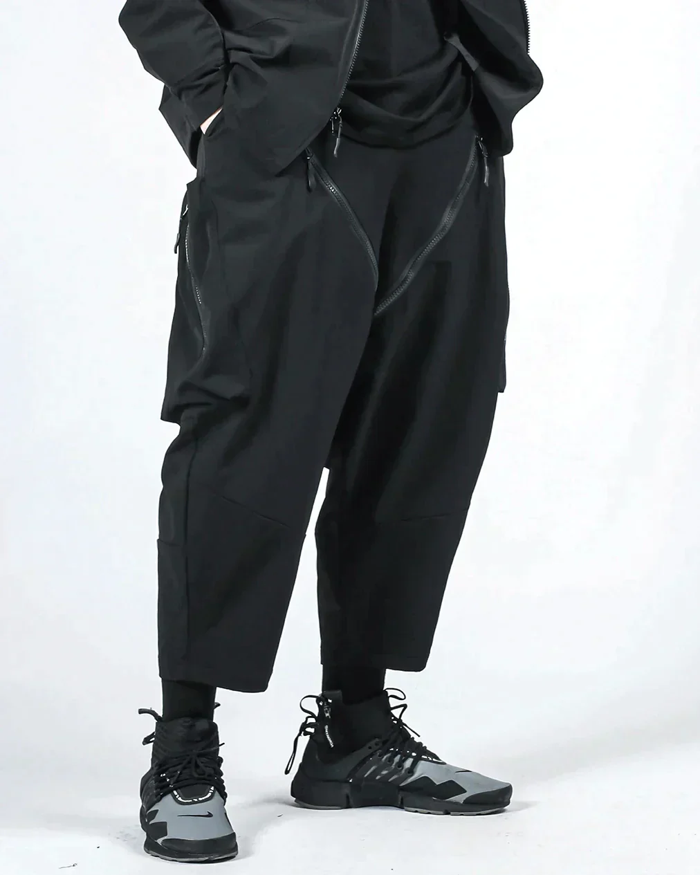 "Koma" Techwear cargo pants - Image 7