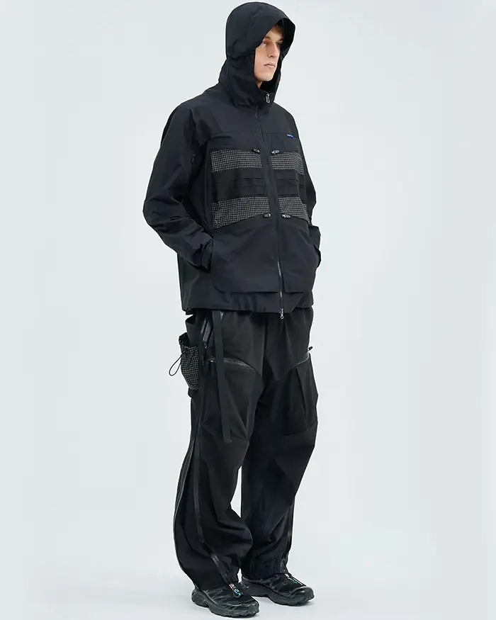"Kotsu" Techwear cargo pants - Image 3