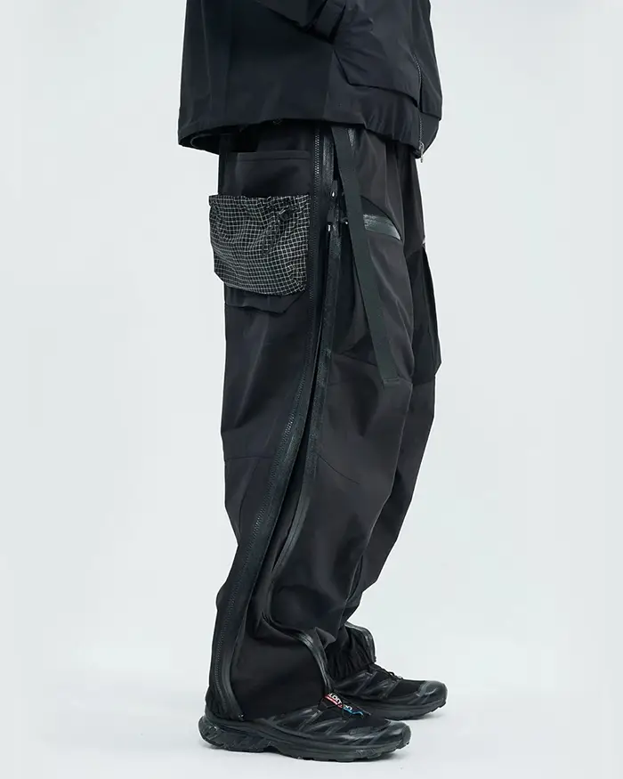 "Kotsu" Techwear cargo pants - Image 4