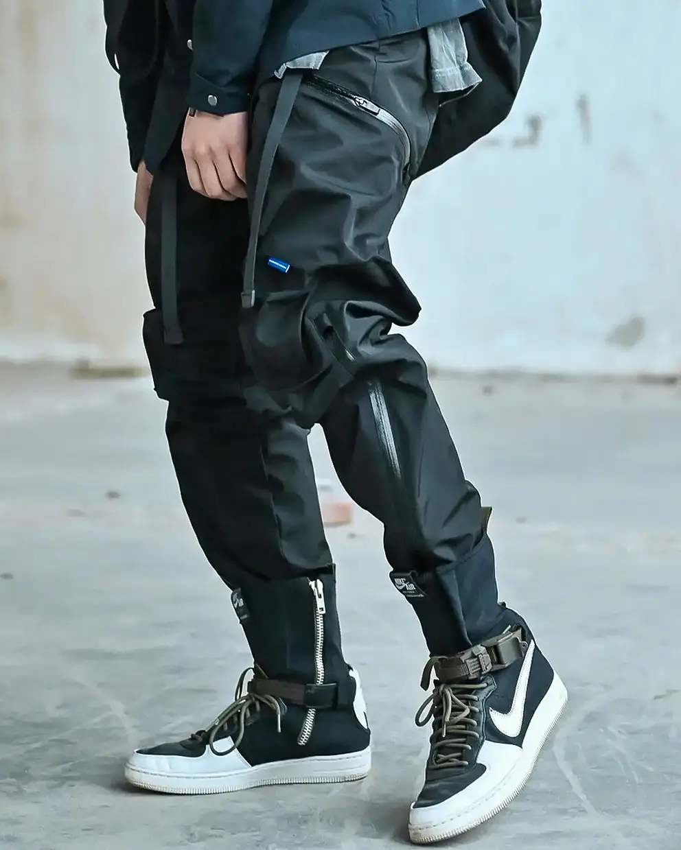 "Kusaji" Techwear cargo pants - Image 2