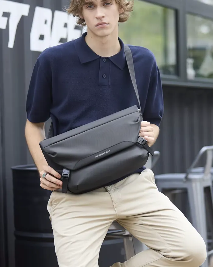 Messenger bag men black "Sukaichi" - Image 4