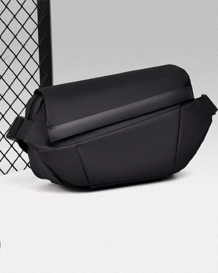 Messenger waterproof bag "Kakuda" - Image 4