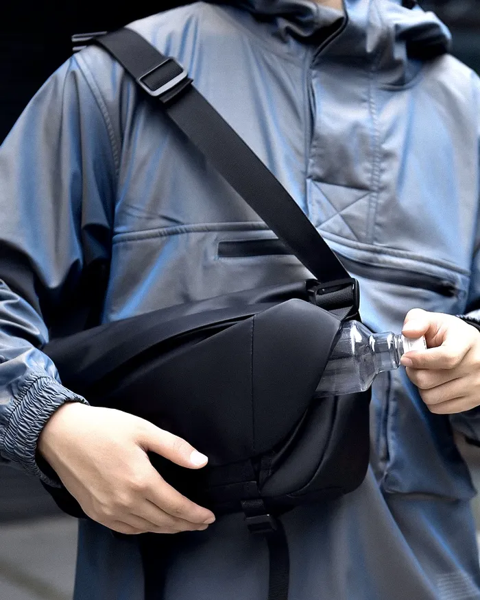 Messenger waterproof bag "Kakuda" - Image 7