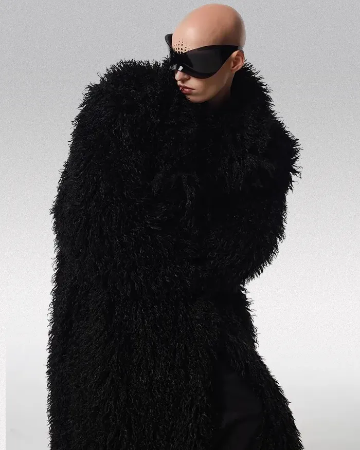 Oversized Shaggy Coat "Lozelo" - Image 10