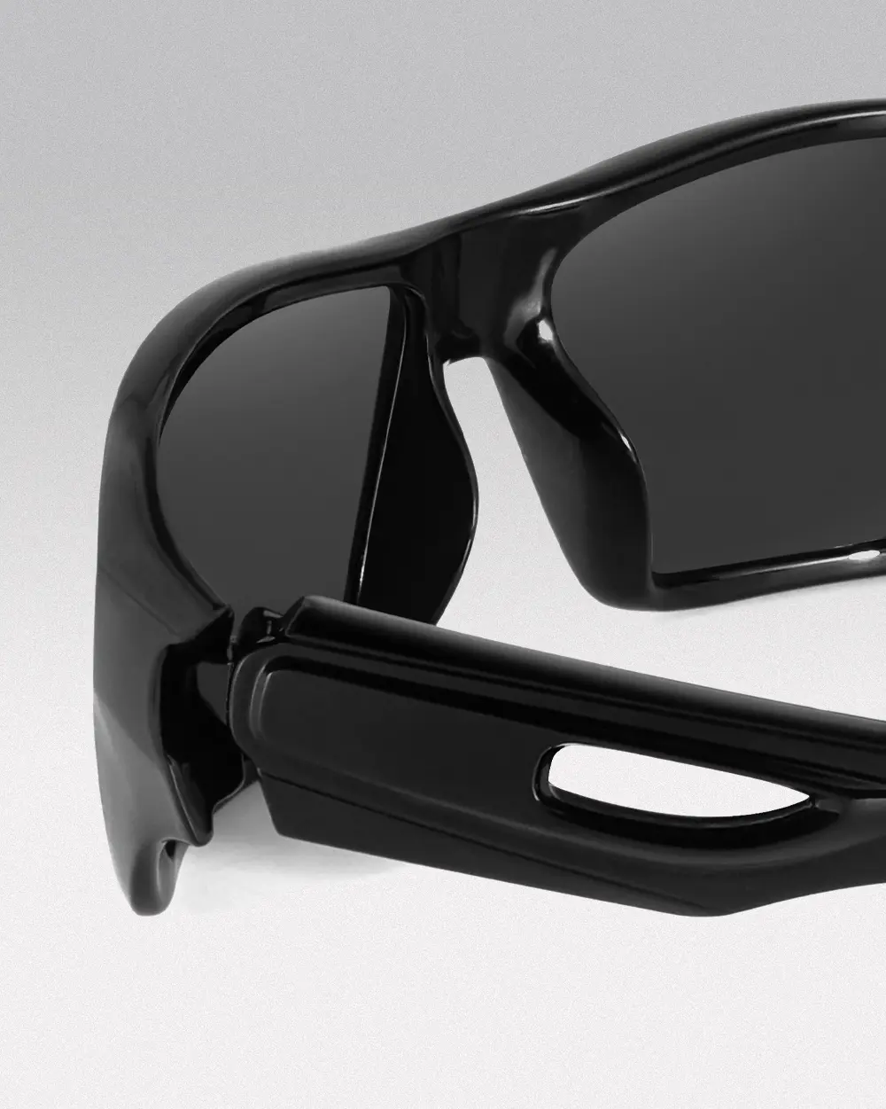 Polarized Techwear Sunglasses "Vega" - Image 13