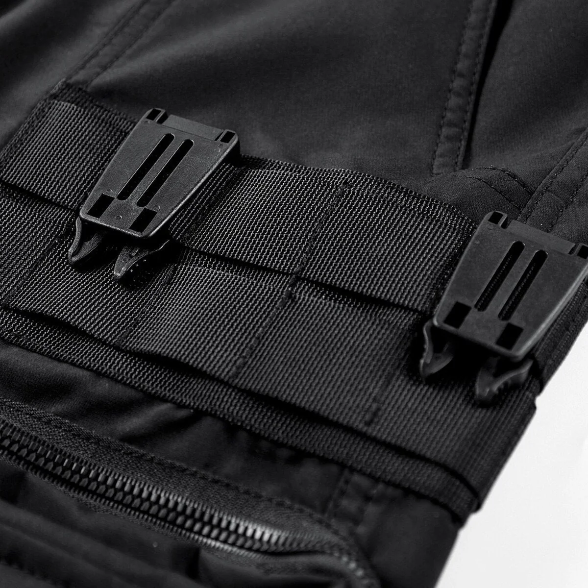 "Rechiyo" Techwear Shorts - Image 16