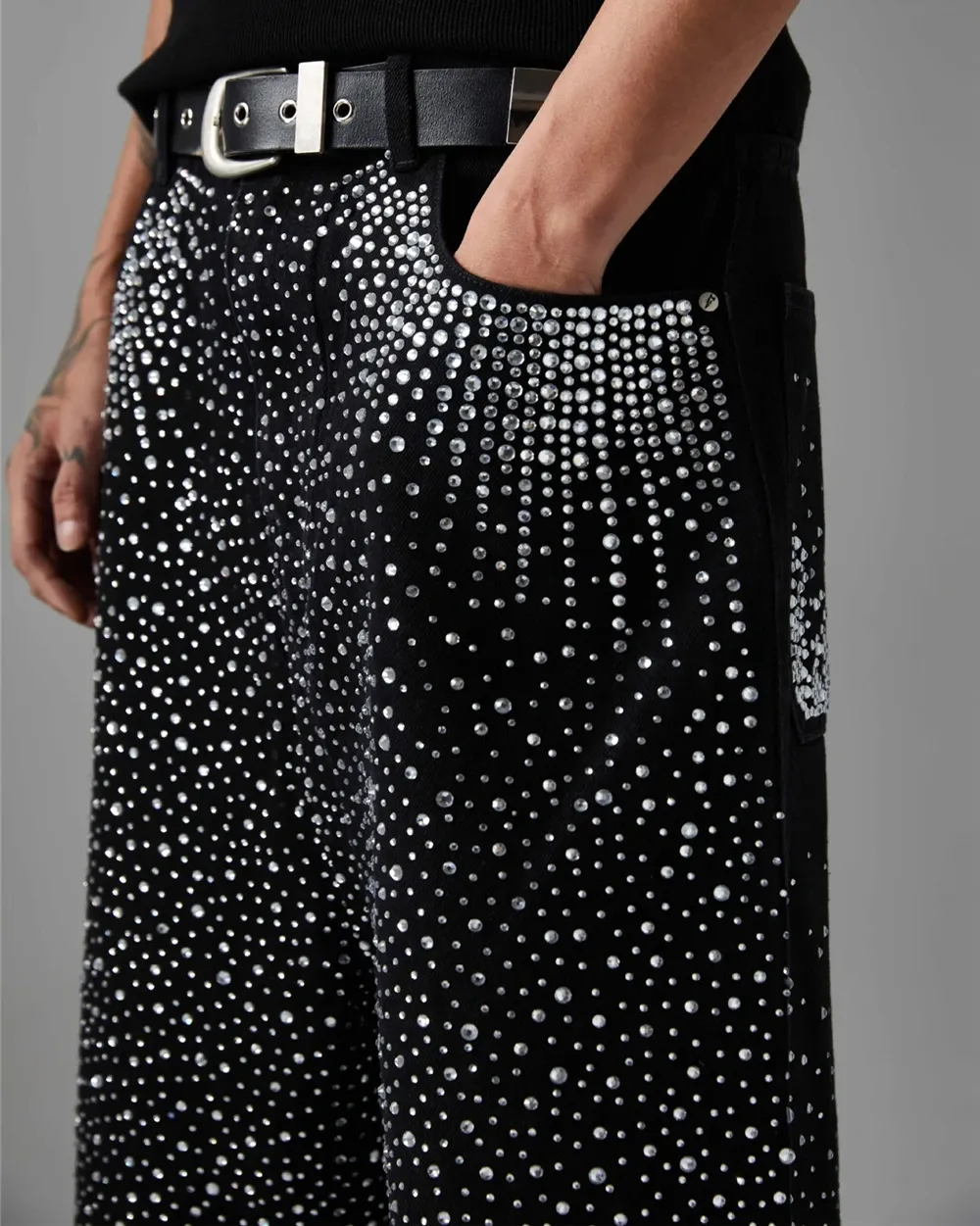 Rhinestone jorts "Zekaka" - Image 5