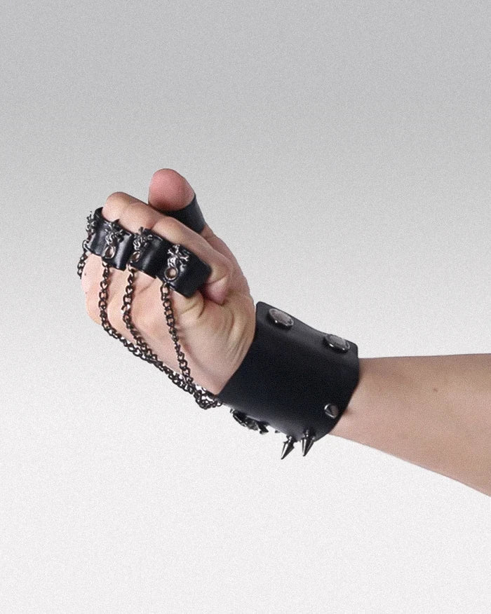 Skull bracelet glove - Image 3
