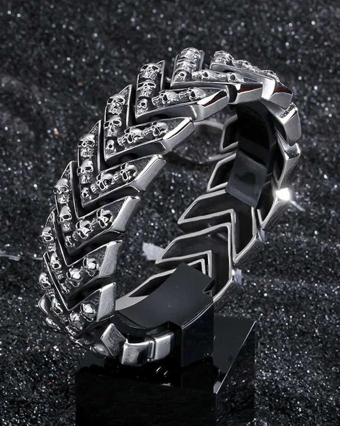 Skull Chain Bracelet "Grimm" - Image 4