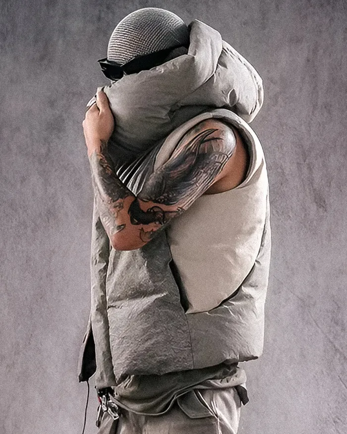 Sleeveless down jacket "Inashiki" - Image 19