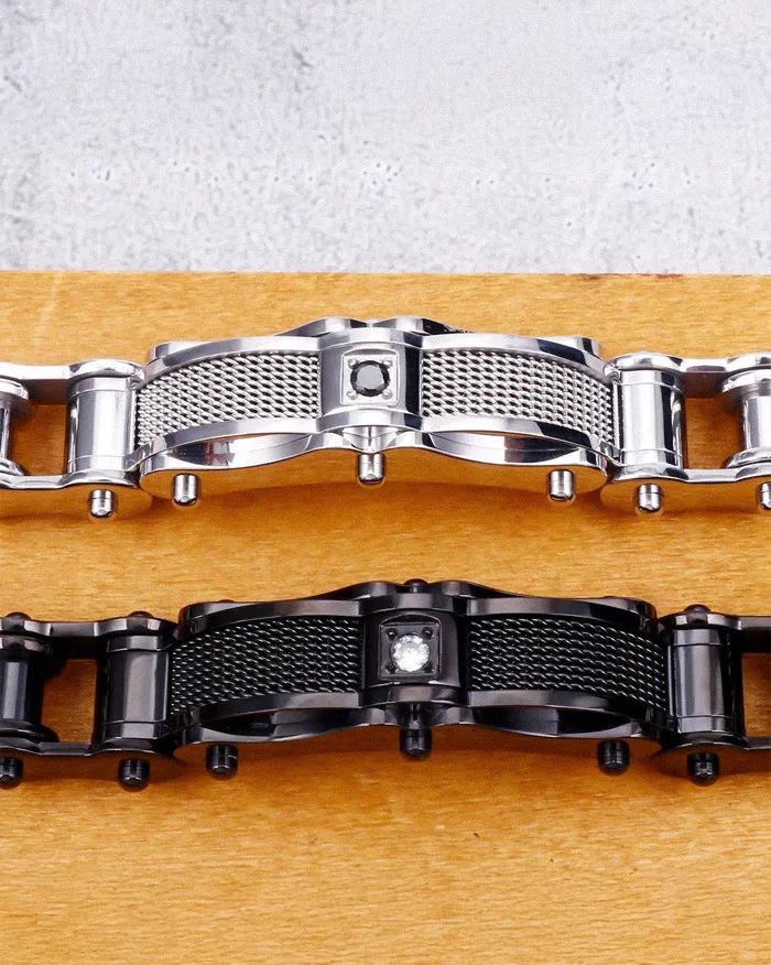 Stainless steel bike chain bracelet "Flux" - Image 6