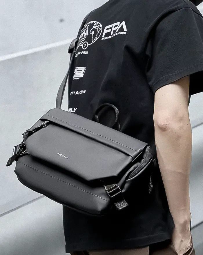 Streetwear messenger bag "Shio" - Image 5