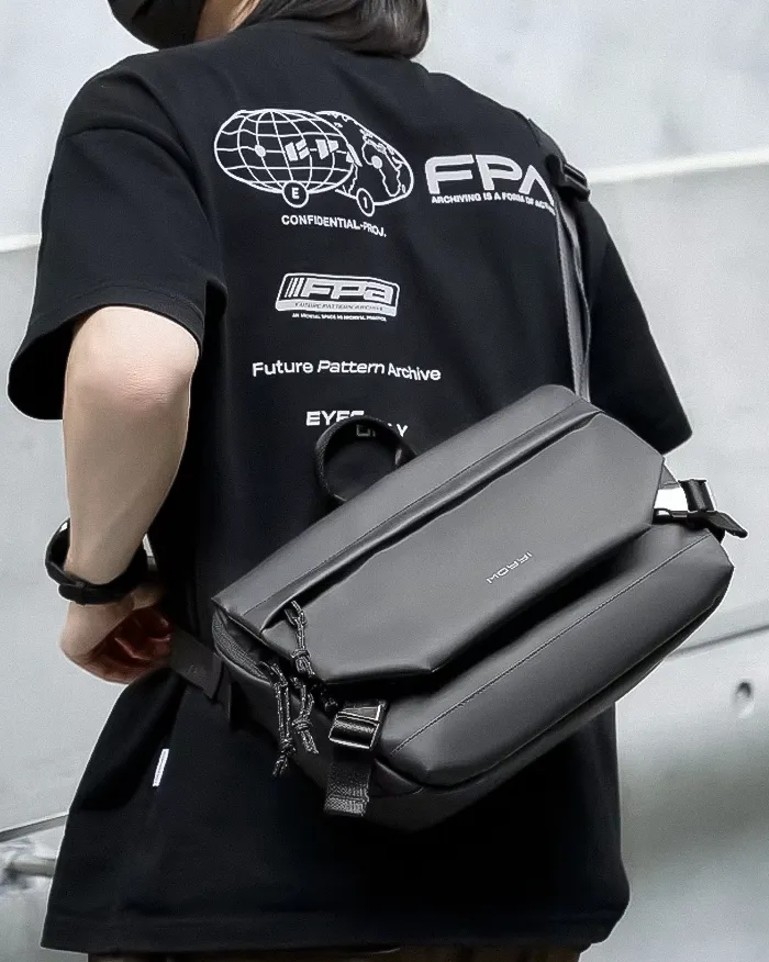 Streetwear messenger bag "Shio" - Image 6