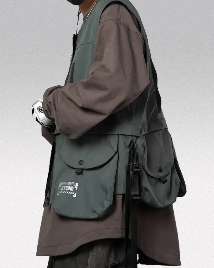 Techwear Vest "Akashi" - Image 3