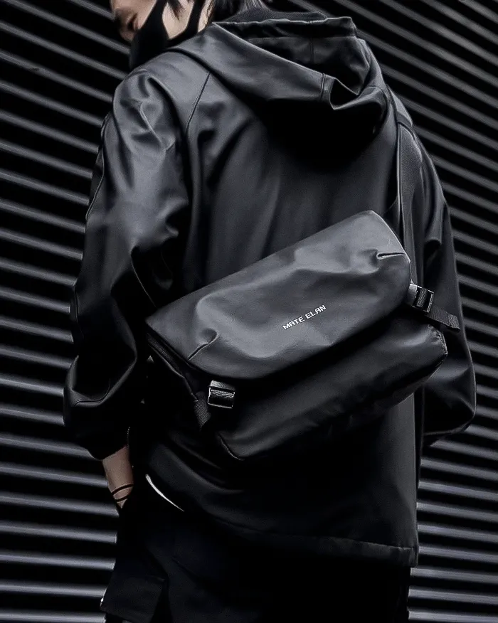 Waterproof messenger bag "Shiroishi" - Image 3