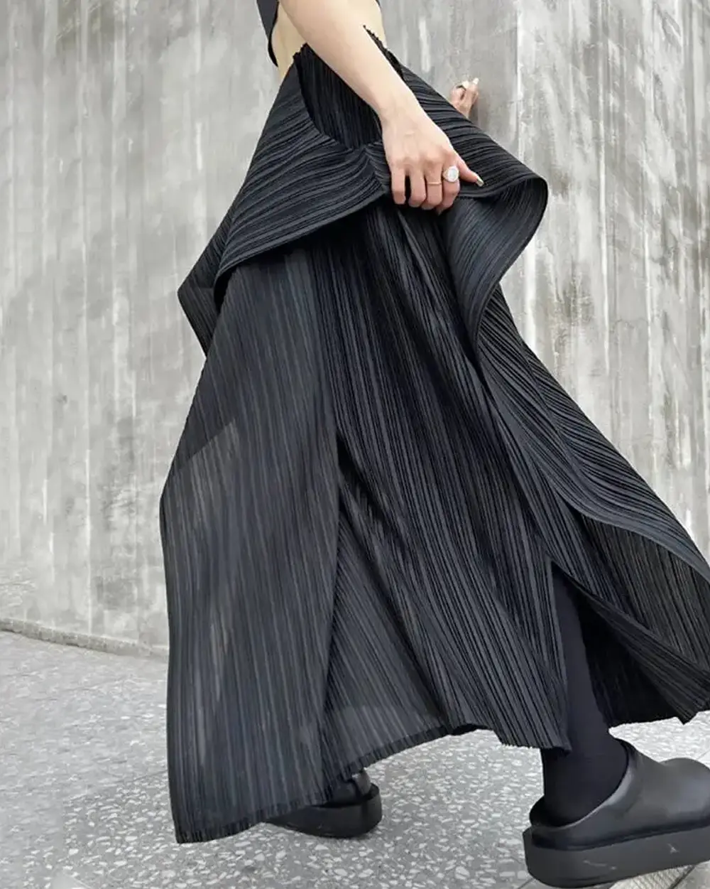 Wide leg trousers for women "Fukuya" - Image 4