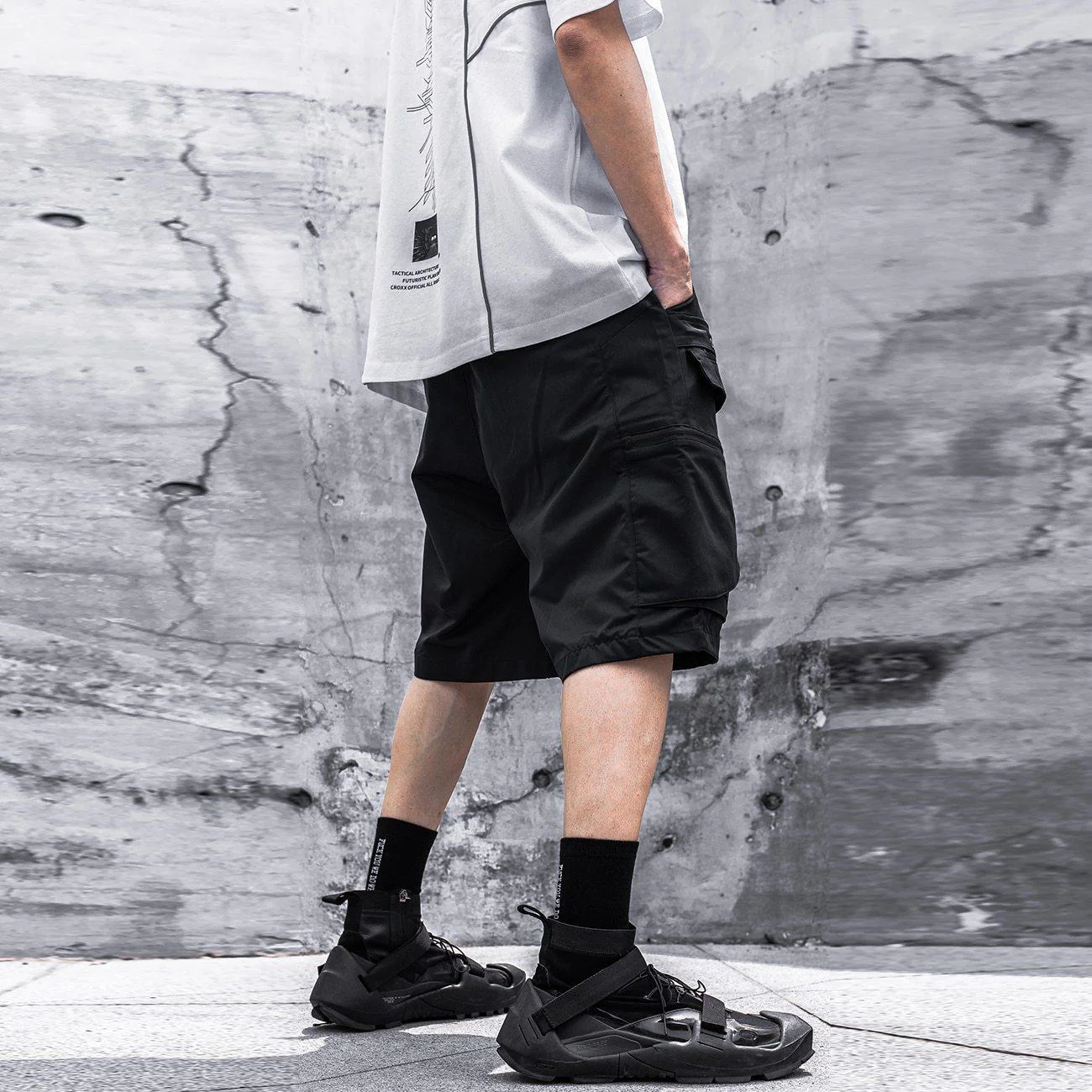 "Yumichi" Techwear Shorts - Image 7